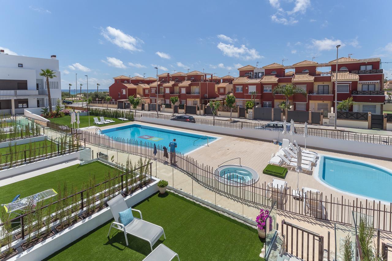La Belle Plage By Mar Holidays Pilar de la Horadada Luaran gambar